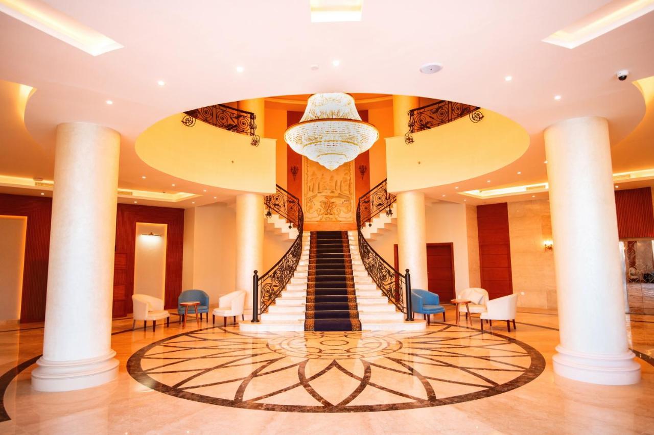 Lamar Azur Hotel Думят ал Жадида Екстериор снимка