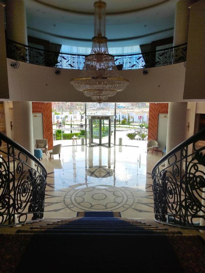 Lamar Azur Hotel Думят ал Жадида Екстериор снимка